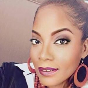 Meet your Posher, Eva